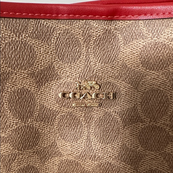 Coach Signature Stripe City Tote NWOT - Picture 2 of 10